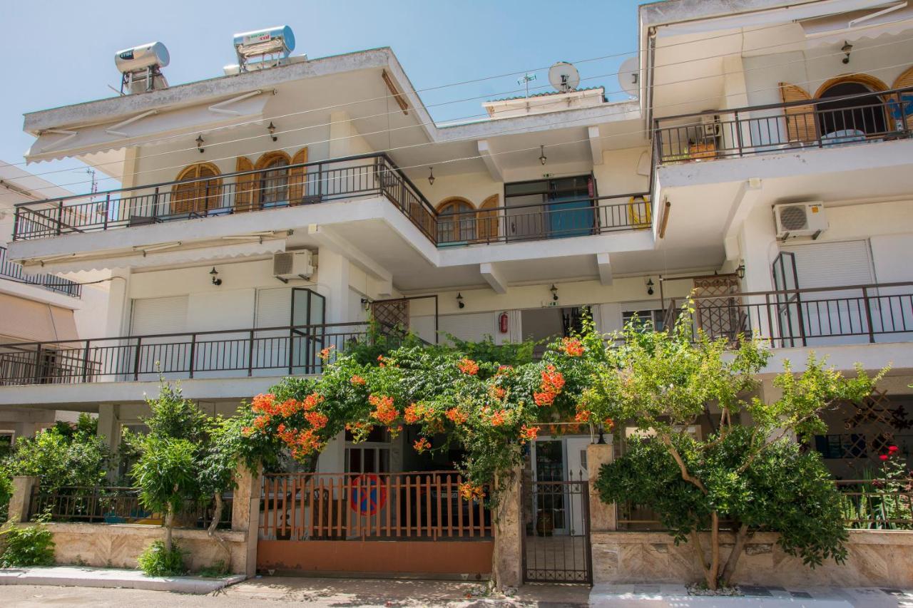 Apartments Tania Паралия Дионисиу Екстериор снимка
