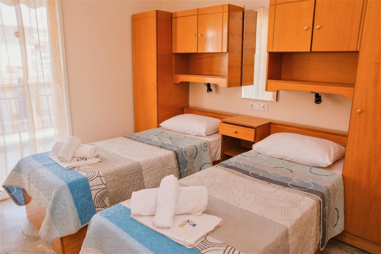 Apartments Tania Паралия Дионисиу Екстериор снимка