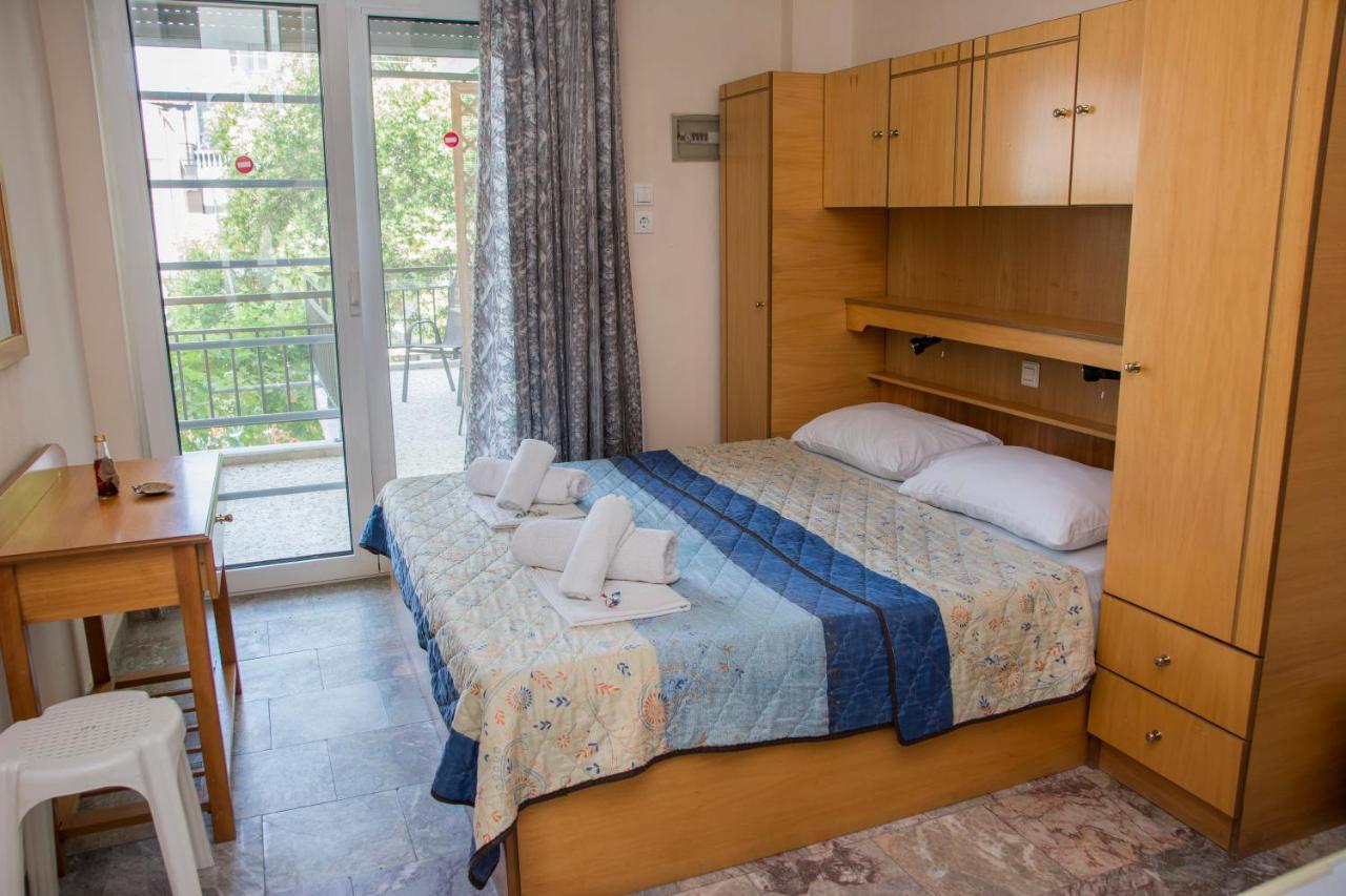 Apartments Tania Паралия Дионисиу Екстериор снимка