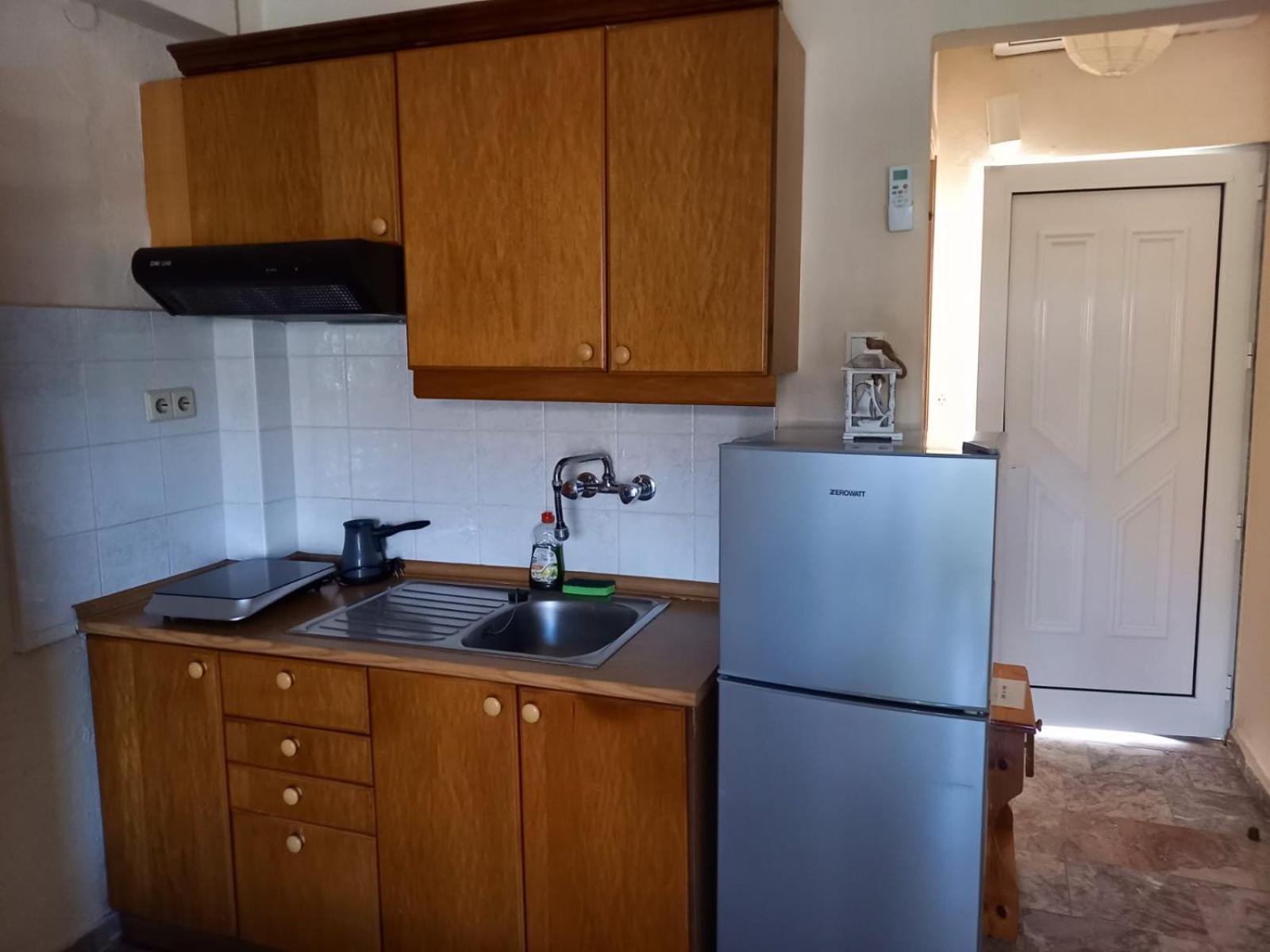Apartments Tania Паралия Дионисиу Екстериор снимка